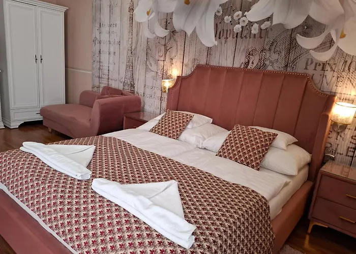 Kek Laguna Wellness Apartmanok